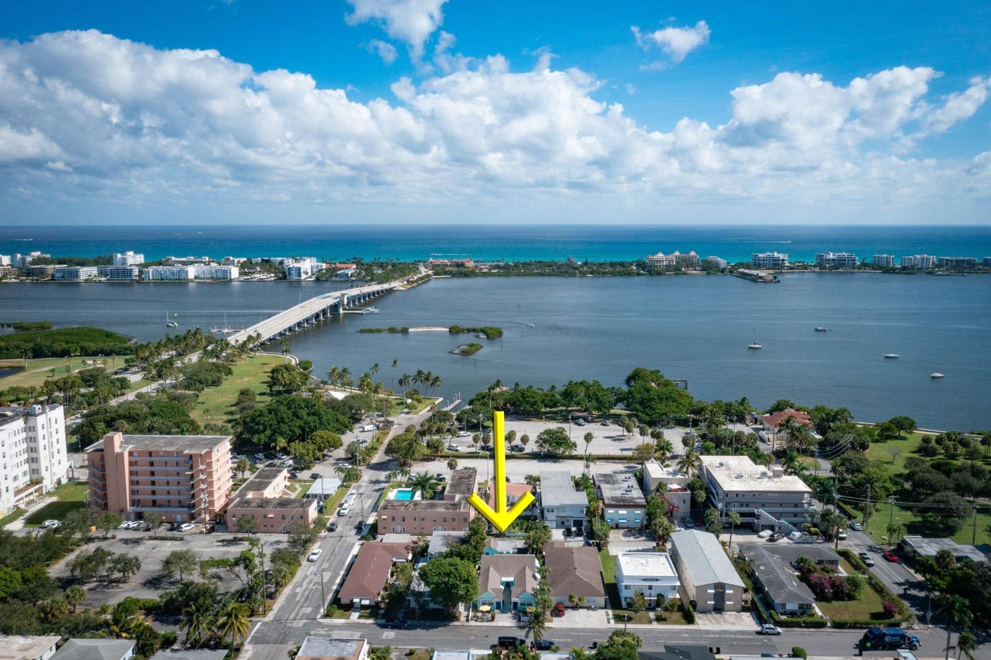 Steps To Beach & Downtown! Spacious Beach Bungalow #2 Лейк Уърт Екстериор снимка