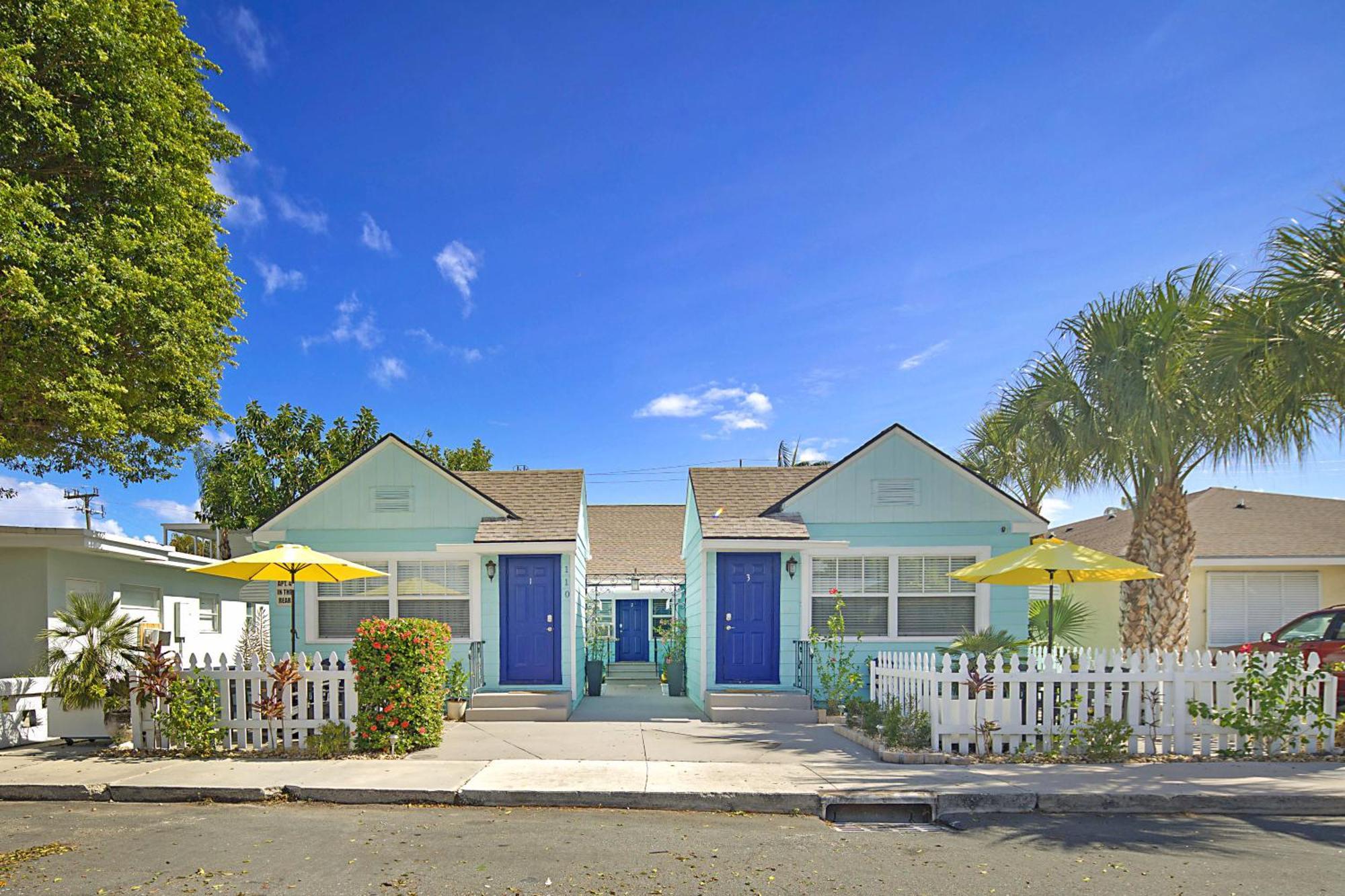 Steps To Beach & Downtown! Spacious Beach Bungalow #2 Лейк Уърт Екстериор снимка